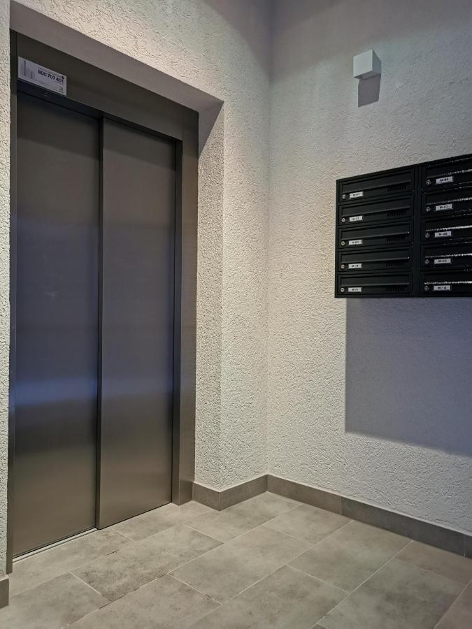 Apartament Raciborska 1 クラクフ エクステリア 写真