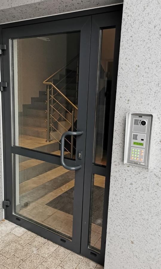 Apartament Raciborska 1 クラクフ エクステリア 写真